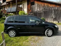 Gebraucht VW Touran Freestyle 102 PS (75 kW) 2010 Schwarz Van / Kleinbus