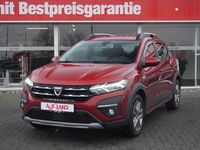 Gebraucht Dacia Sandero Comfort 91 PS (66 kW) 2021 Rot Limousine