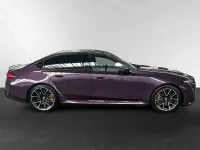 Begagnad BMW M5 Performance 727 HK (534 kW) 2024 Lila Sedan
