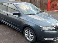 Gebraucht Skoda Rapid Joy 125 PS (91 kW) 2016 Grau Kleinwagen