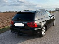 Gebraucht BMW 320 177 PS (130 kW) 2008 Schwarz Kombi