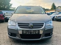Gebraucht VW Touran Trendline 140 PS (102 kW) 2009 Grau Van / Kleinbus