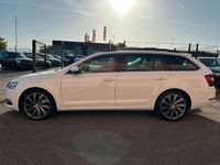 gebraucht Skoda Octavia Combi L&K 4x4 Aut. / 1.Hand / PANO