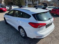 Gebraucht Ford Focus Cool & Connect 120 PS (88 kW) 2021 Weiß Kombi