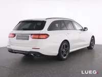 Gebraucht Mercedes E200 AMG 197 PS (144 kW) 2022 Weiß Limousine
