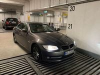 Gebraucht BMW 318 Cabriolet 143 PS (105 kW) 2011 Beige Cabrio