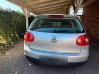 Second-hand VW Golf IV 2005 Argintiu Hatchback