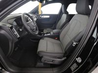 Gebraucht Volvo XC40 Plus 163 PS (119 kW) 2025 Onyx black / metallic SUV