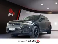 Gebraucht VW Touareg Basis 231 PS (169 kW) 2022 Grenadillschwarz metallic SUV