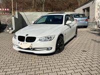 Gebraucht BMW 330 245 PS (180 kW) 2012 Weiß Coupé