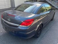 Gebraucht Opel Astra Cabriolet Cosmo 140 PS (102 kW) 2007 Grau Cabrio