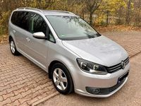 Gebraucht VW Touran Highline 105 PS (77 kW) 2010 Silber Van / Kleinbus