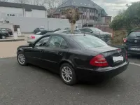 Gebraucht Mercedes E220 150 PS (110 kW) 2006 Schwarz Limousine
