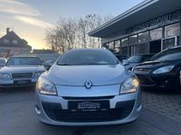 Gebraucht Renault Mégane III Expression 106 PS (77 kW) 2010 Grau Limousine