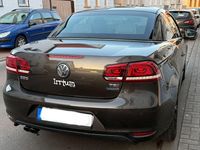 Gebraucht VW Eos Sportline 122 PS (89 kW) 2014 Braun Cabrio
