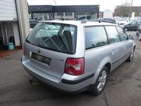 Gebraucht VW Passat 101 PS (74 kW) 2004 Silber Kombi