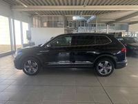 Gebraucht VW Tiguan Allspace Elegance 200 PS (147 kW) 2022 Deepblackperleffekt SUV