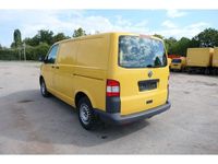 Gebraucht VW T5 84 PS (61 kW) 2011 Ginstergelb r1032 Van