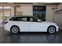 Gebraucht BMW 320 184 PS (135 kW) 2023 Alpinweiss 3 Kombi