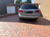 Gebraucht Mercedes E400 Avantgarde 333 PS (244 kW) 2015 Schwarz Kombi