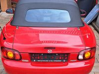 Second-hand Mazda MX5 110 CP (80 kW) 1999 Roșu Cabrio
