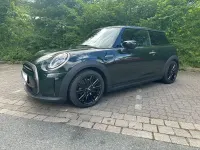 Gebraucht Mini Cooper Resolute Edition 136 PS (100 kW) 2022 Grün Kleinwagen