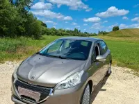 Gebraucht Peugeot 208 Active 95 PS (69 kW) 2012 Grau Kleinwagen