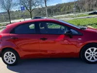 Gebraucht Kia Rio 89 PS (65 kW) 2012 Rot Kleinwagen
