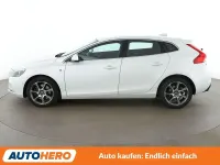 Gebraucht Volvo V40 Ocean Race 190 PS (139 kW) 2016 Weiß Limousine