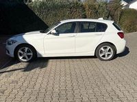 Gebraucht BMW 120 Advantage 190 PS (139 kW) 2018 Weiß Kleinwagen