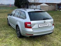 gebraucht Skoda Octavia Combi 2.0 TDI DSG Soleil