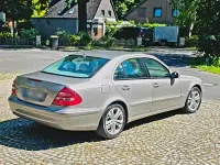 Gebraucht Mercedes E320 204 PS (150 kW) 2005 Grau Limousine