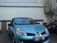Gebraucht Renault Clio LIMITED 75 PS (55 kW) 2008 Grün Kleinwagen