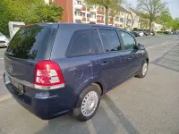 Gebraucht Opel Zafira Edition 140 PS (102 kW) 2009 Grau Van / Kleinbus