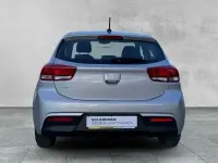 Gebraucht Kia Rio Spirit 101 PS (74 kW) 2023 Silber Limousine