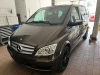 Gebraucht Mercedes Viano 224 PS (164 kW) 2012 Braun Van / Kleinbus