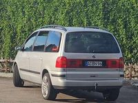 Gebraucht VW Sharan 110 PS (80 kW) 2000 Silber Van / Kleinbus