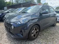 Gebraucht Hyundai i10 Trend 84 PS (61 kW) 2022 Grau Kleinwagen
