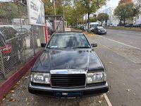 Gebraucht Mercedes 230 132 PS (97 kW) 1992 Schwarz Coupé