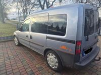 Gebraucht Opel Combo 101 PS (74 kW) 2008 Silber Van / Kleinbus