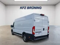 Gebraucht Peugeot Boxer 140 PS (102 kW) 2024 Weiß Van