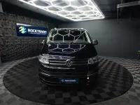 Gebraucht VW T6 150 PS (110 kW) 2018 Deep black perleffekt Van
