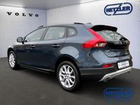 Gebraucht Volvo V40 CC 190 PS (139 kW) 2016 Denim blue / metallic Kombi