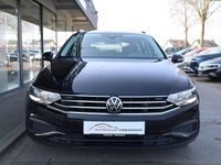 Gebraucht VW Passat 150 PS (110 kW) 2022 Schwarz Kombi