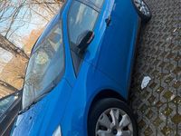 Gebraucht Ford Focus Trend 116 PS (85 kW) 2012 Blau Kombi