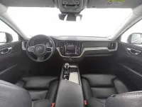 Gebraucht Volvo XC60 145 PS (106 kW) 2022 SUV