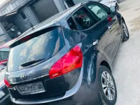 Gebraucht Kia Venga DREAM-TEAM Edition 125 PS (91 kW) 2017 Grau Kleinwagen