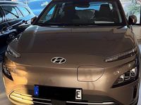 Gebraucht Hyundai Kona 100 kW (136 PS) 2022 Braun SUV