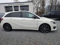 Gebraucht Mercedes B200 156 PS (114 kW) 2016 Weiß Van / Kleinbus