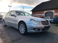 Gebraucht Mercedes E220 170 PS (125 kW) 2006 Silber Limousine
